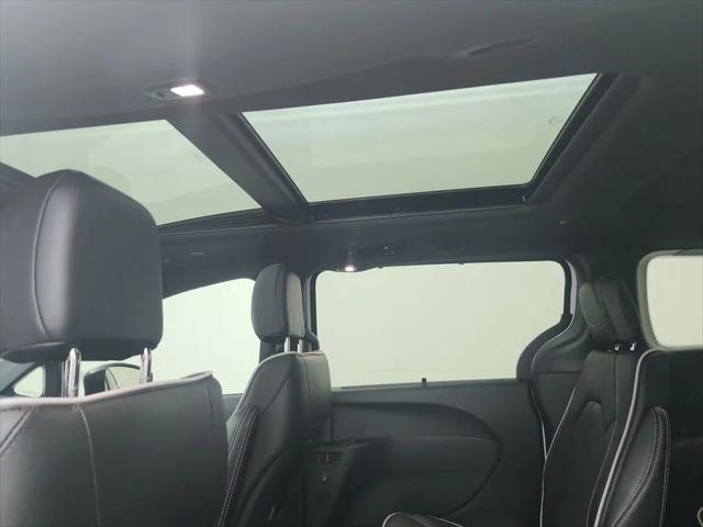 2026 Chrysler Pacifica Limited AWD