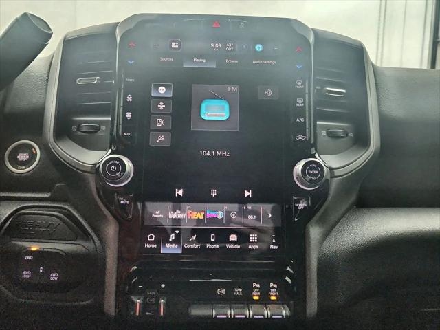 2026 Ram 2500 Tradesman Crew Cab 4x4 6'4" Box