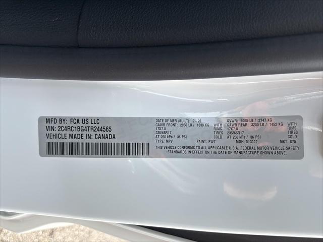2026 Chrysler Pacifica Select