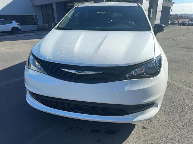 2026 Chrysler Voyager VOYAGER LX