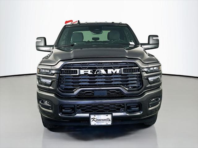 2026 RAM Ram 3500 RAM 3500 BIG HORN CREW CAB 4X4 8 BOX