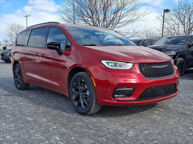 2026 Chrysler Pacifica PACIFICA SELECT AWD