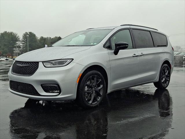2026 Chrysler Pacifica PACIFICA LIMITED AWD