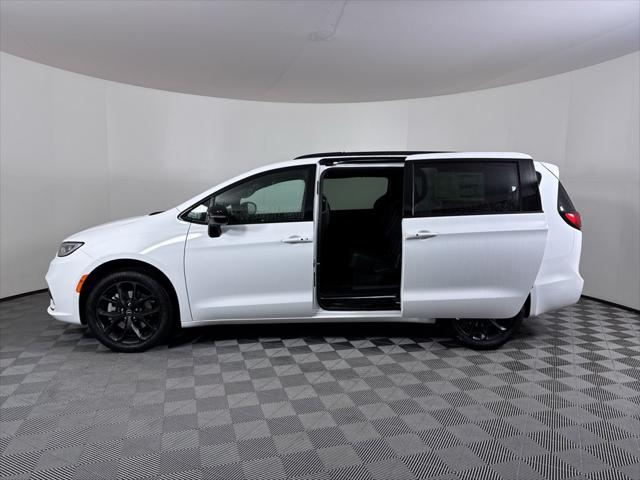 2026 Chrysler Pacifica PACIFICA SELECT AWD 2026 Chrysler Pacifica PACIFICA SELECT AWD