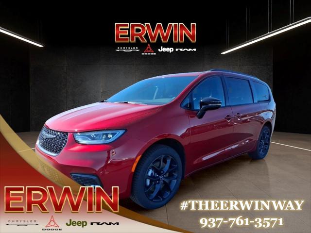 2026 Chrysler Pacifica PACIFICA SELECT AWD