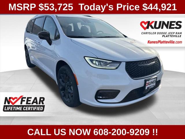 2026 Chrysler Pacifica PACIFICA SELECT AWD