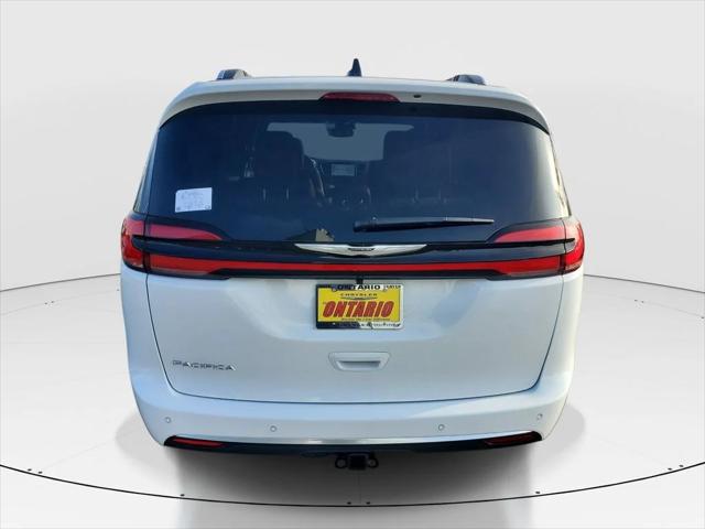 2026 Chrysler Pacifica Pinnacle