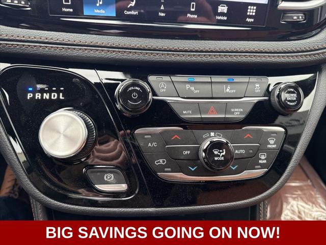 2026 Chrysler Pacifica Pinnacle AWD