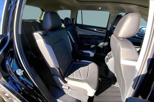 2026 Volkswagen Atlas Peak Edition