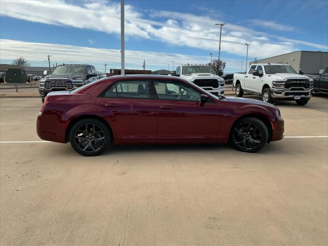 2023 Chrysler 300 Touring