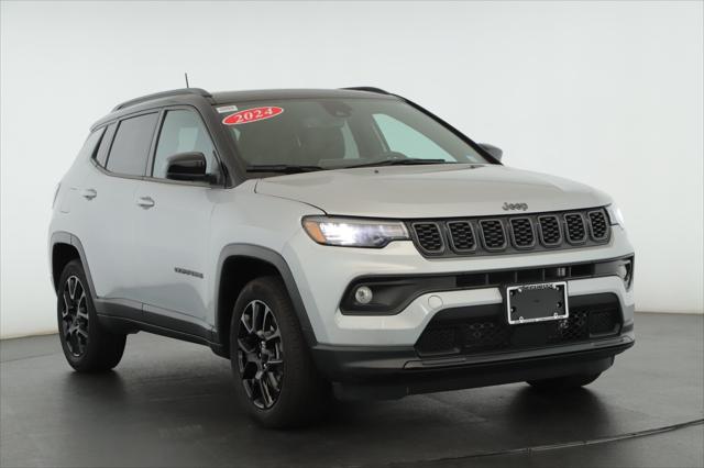 2024 Jeep Compass Latitude 4x4 for sale in Amityville, NY
