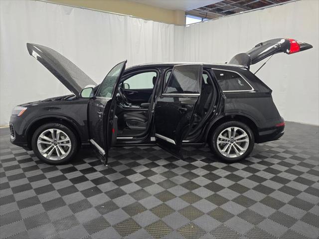 2025 Audi Q7 Premium Plus 55 TFSI quattro Tiptronic