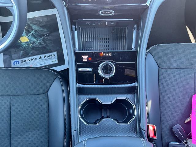 2026 Jeep Grand Cherokee Altitude 4x4