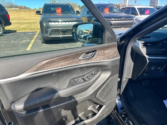 2026 Jeep Grand Cherokee Altitude 4x4