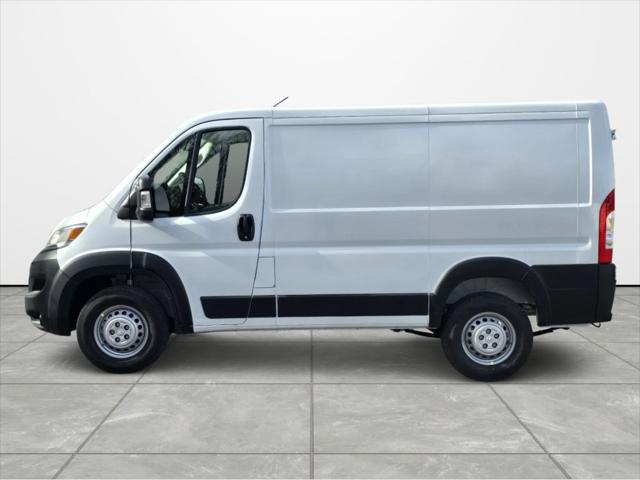 2026 Ram ProMaster Cargo Van Tradesman Low Roof 118" WB w/Pass Seat