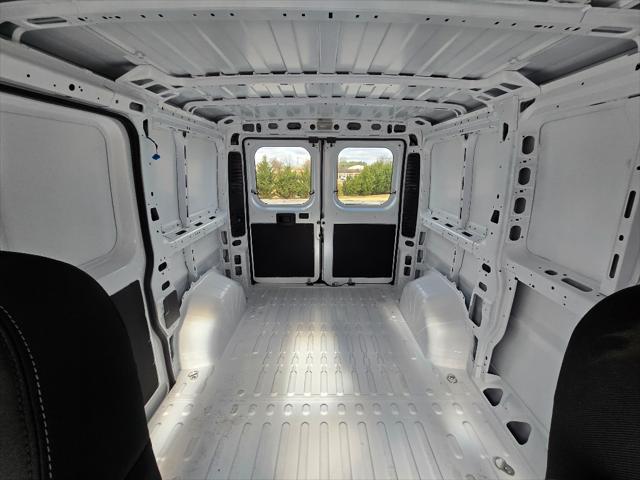 2026 Ram ProMaster Cargo Van Tradesman Low Roof 118" WB w/Pass Seat