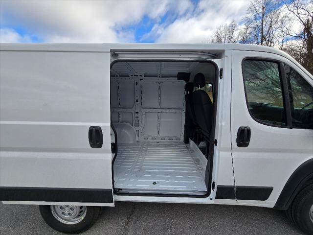 2026 Ram ProMaster Cargo Van Tradesman Low Roof 118" WB w/Pass Seat