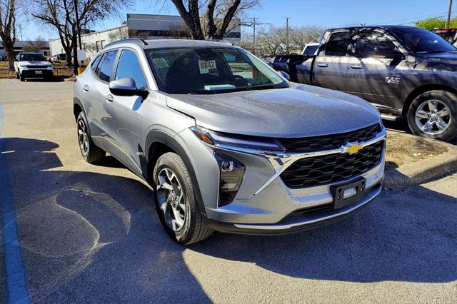2025 Chevrolet Trax FWD LT