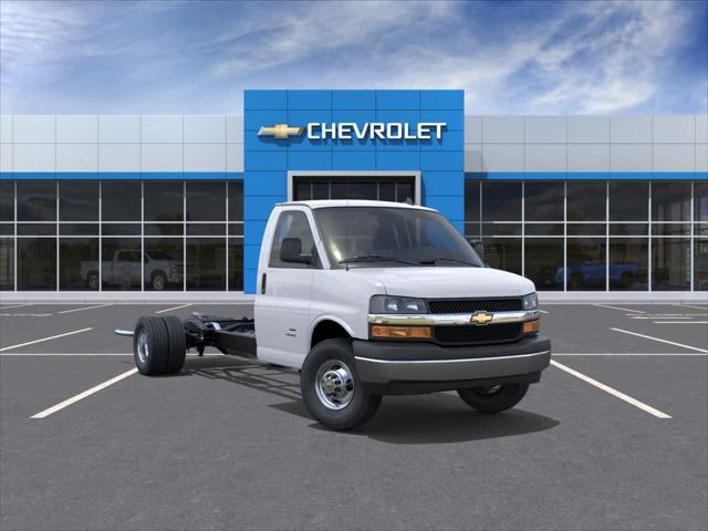 2025 Chevrolet Express Cutaway 4500 Van for sale in Hales Corners, WI