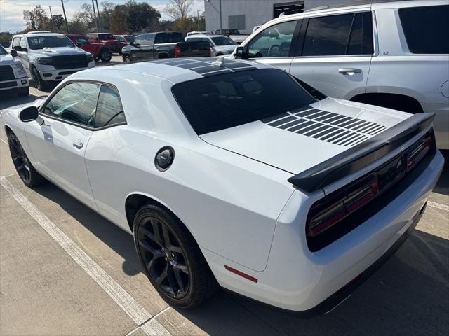 2022 Dodge Challenger SXT