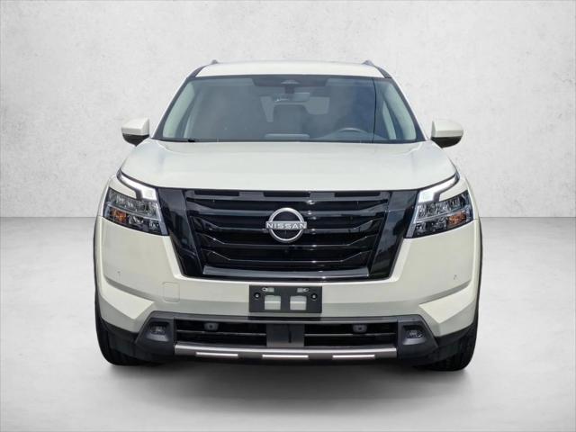 2023 Nissan Pathfinder SL 4WD