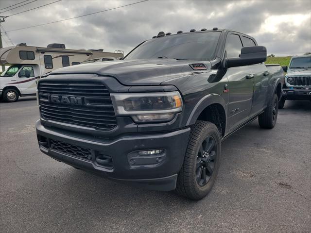 2020 RAM 3500 Laramie Crew Cab 4x4 64 Box