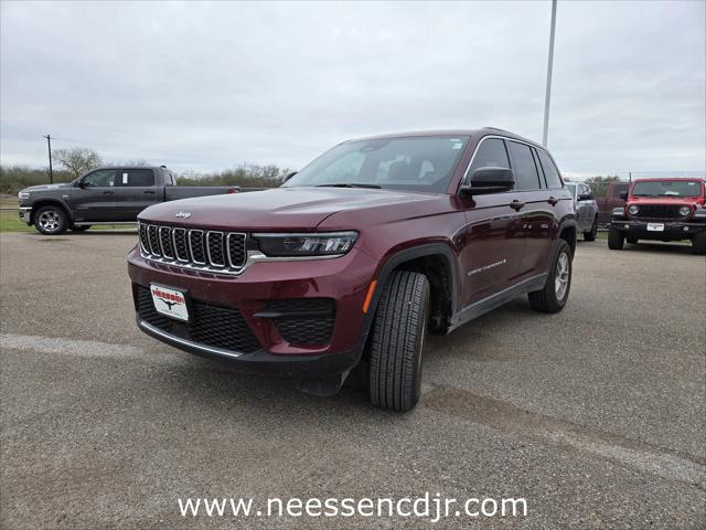 2025 Jeep Grand Cherokee Laredo X 4x2