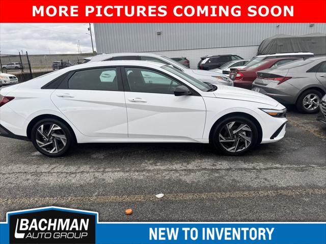 2025 Hyundai Elantra Hybrid SEL Sport