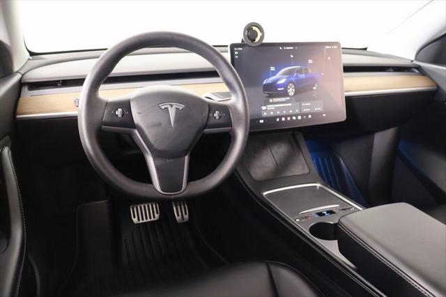 2022 Tesla Model Y Long Range Dual Motor All-Wheel Drive