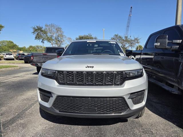 2024 Jeep Grand Cherokee Altitude 4x4