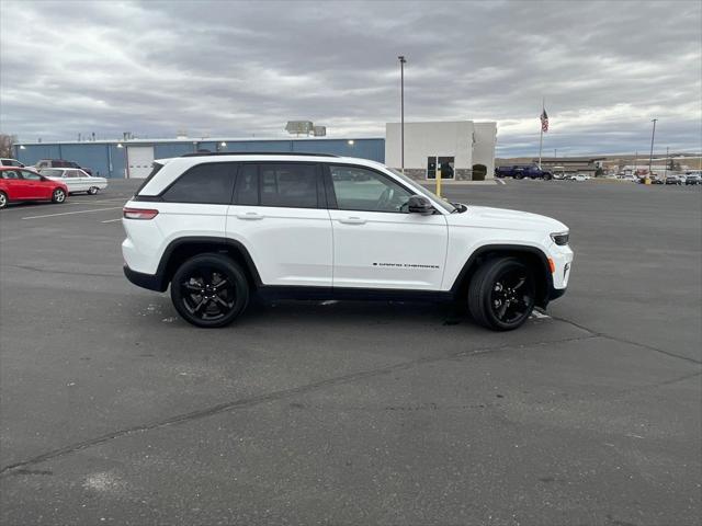 2023 Jeep Grand Cherokee Altitude 4x4