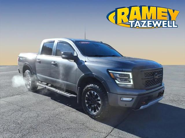 2021 Nissan TITAN Crew Cab PRO-4X 4x4 2021 Nissan TITAN Crew Cab PRO-4X 4x4
