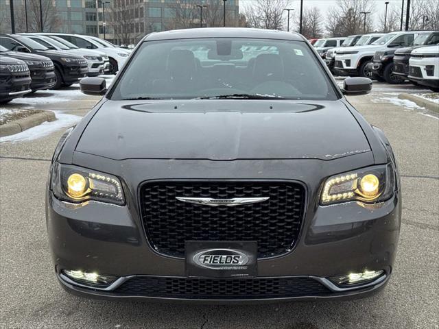 2018 Chrysler 300 300S AWD