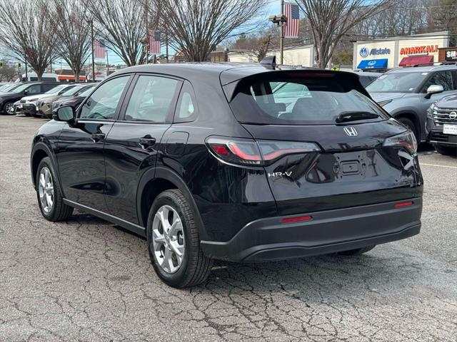 2025 Honda HR-V 2WD LX