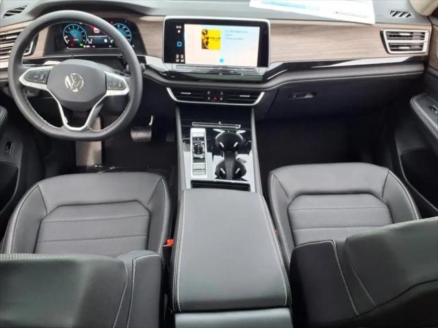 2025 Volkswagen Atlas 2.0T SEL