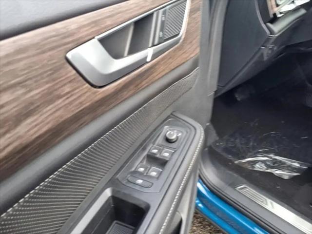 2025 Volkswagen Atlas 2.0T SEL