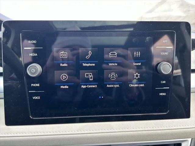 2026 Volkswagen Taos SE