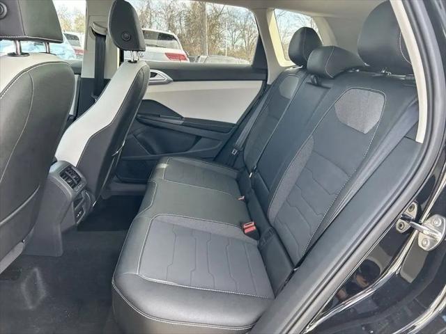 2026 Volkswagen Taos SE