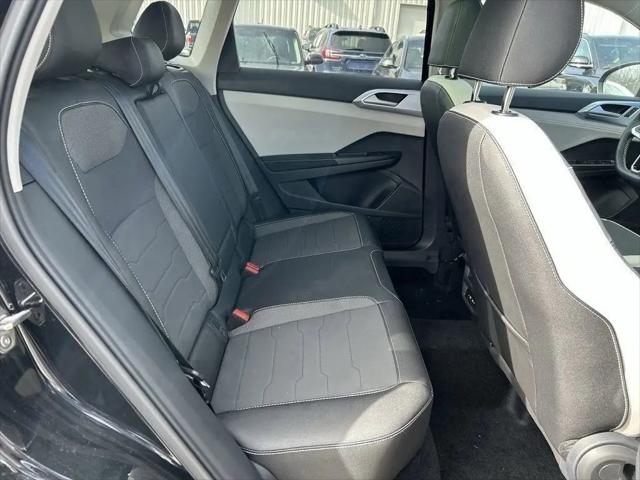2026 Volkswagen Taos SE