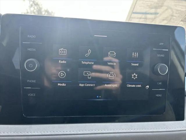 2026 Volkswagen Taos SE