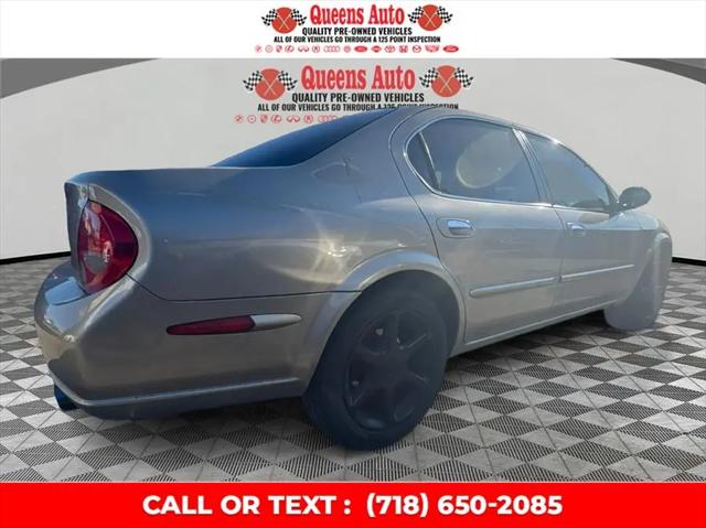 2000 Nissan Maxima SE