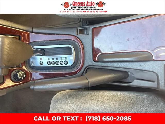 2000 Nissan Maxima SE