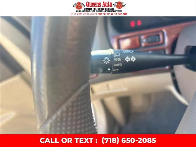 2000 Nissan Maxima SE