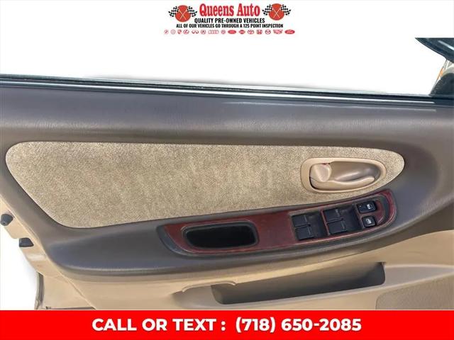2000 Nissan Maxima SE