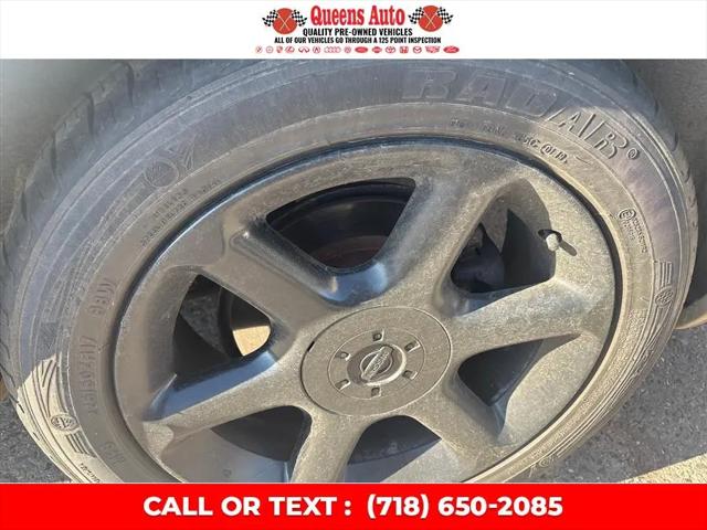 2000 Nissan Maxima SE