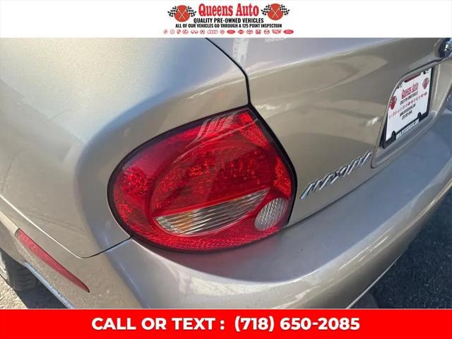 2000 Nissan Maxima SE