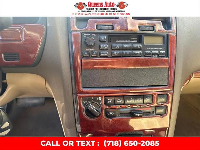 2000 Nissan Maxima SE