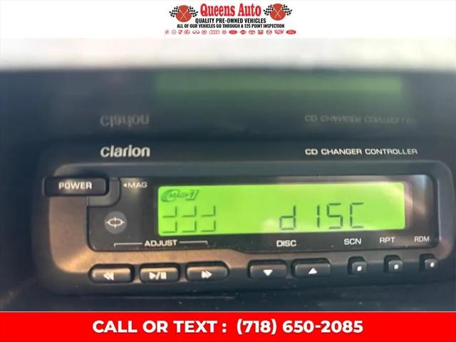 2000 Nissan Maxima SE