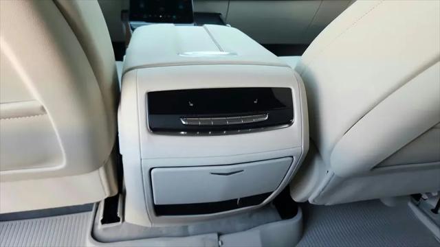 2026 Cadillac Escalade ESV Platinum Sport