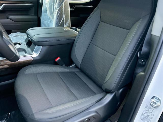 2026 Chevrolet Silverado 1500 4WD Crew Cab Short Bed RST